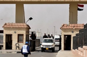 The clashes came one day after border guards prevented smugglers from bringing a large quantity of contraband into Libya.