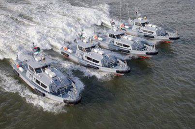 speedboat