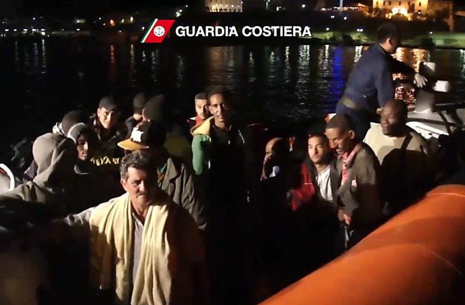 Survivors of the Misrata boat sinking off Lampedusa (P{goto: Italian Coast Guard)