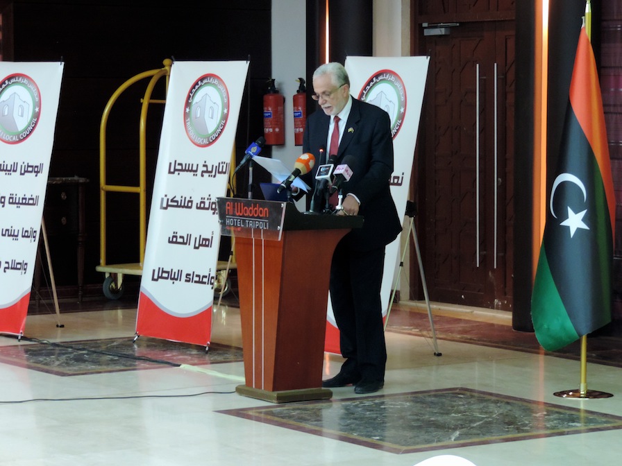 Tripoli Local Council leader Sadat Elbadri addressing the local councils' conference (Photo: Aimen Eljali)
