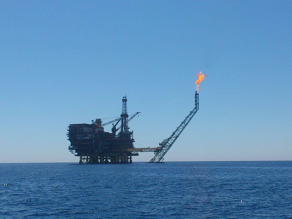 A rig in the Bouri oilfield (Photo: Eni)