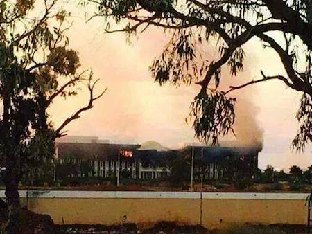 Fire on University of Benghazi campus (Photo: Social media)