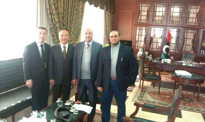 Tariq Geroushi (right) with Chinese ambassador (2nd left) Libyan Ambassador to Tunis (2nd right) and Chinese military attaché (Photo: Tariq Garoushi's Facebook page)