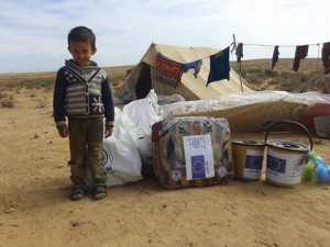 Some Ben Jawad residents lived in the desert for three months and were sent humanitarian aid (Photo: Fadiel Fadeal) 