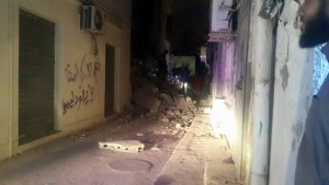 The rubble-strewn street in Tripoli this evening (Photo:social media)