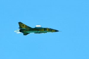 A Mig-23 pulls out of an attack on militant positions in Leithi today (Photo:Maher Alawati) 