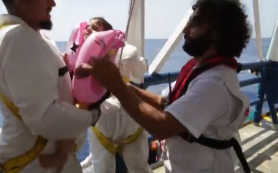 A baby rescued from the  sinking vessel (Photo: Medecins sans Frontieres)