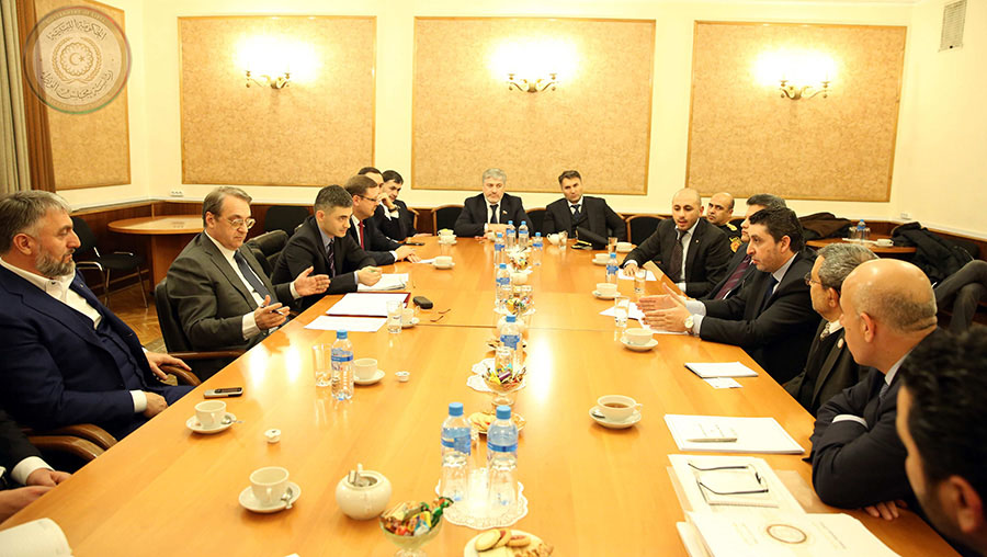Khalifa Ghwell (2nd L) in Moscow with Adam Delimkhanov on his right (Photo: Tripoli gov) 