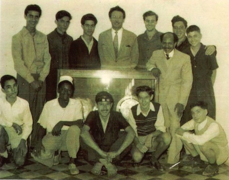 Figure 6: A photo of Guido Angelini (centre) with his students, who became master smiths and who then passed the techniques learned to later generations (Photo: courtesy of A. Shakshouki).