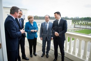 Cmaeron, Obama, Merkel, Hollande and Renzi in Hannover today (Photo: EPA)