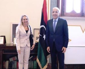 Italian Chargé d'Affaires Andreina Marsella with Tripoli CBL head (Photo: CBL)