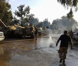 Tanks advance into Ganfouda this morning (Photo: social media)