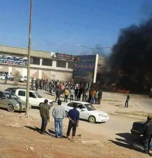 Tyres burn in Marj as locals protest house demolitions (Photo: social media)