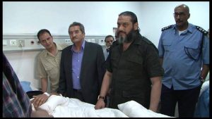 Benghazi mayor Abdelrahman Elabbar visiting the wounded (Photo: Benghazi Council)